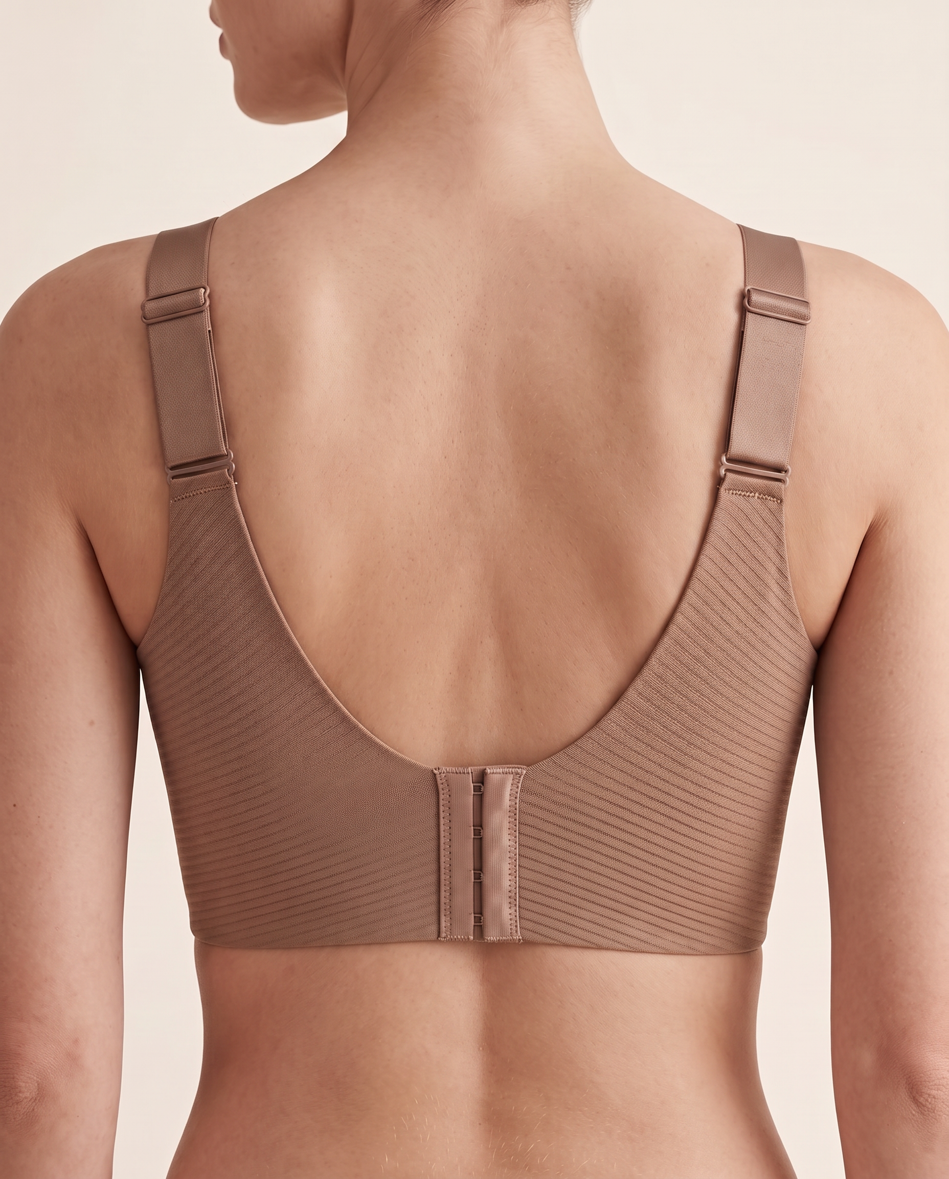 Biustonosz Push-up V-neck brązowy - tył