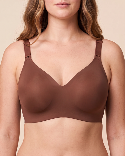 Biustonosz Cloud Comfort Nude na modelce — przód